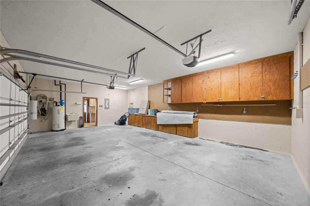 12621 SE SUNSET HARBOR ROAD Weirsdale, FL 32195