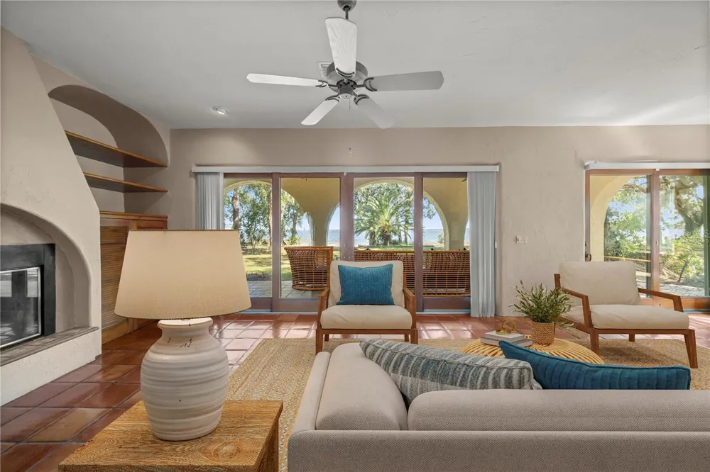 12621 SE SUNSET HARBOR ROAD Weirsdale, FL 32195
