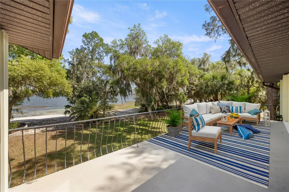 12621 SE SUNSET HARBOR ROAD Weirsdale, FL 32195
