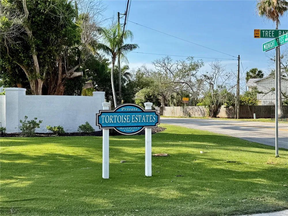 1257 TREE BAY LANE Sarasota, FL 34242