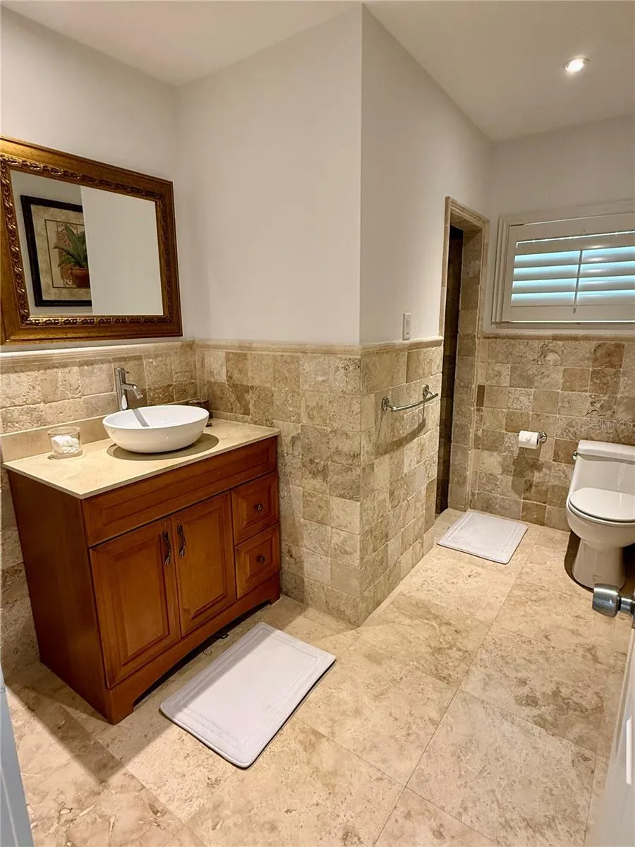 1257 TREE BAY LANE Sarasota, FL 34242