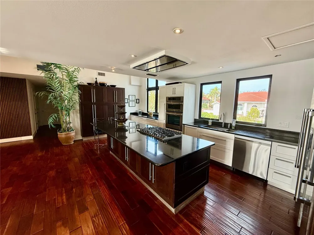 1257 TREE BAY LANE Sarasota, FL 34242