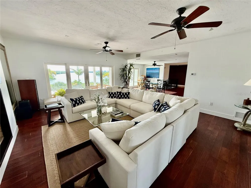 1257 TREE BAY LANE Sarasota, FL 34242