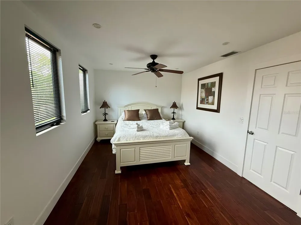 1257 TREE BAY LANE Sarasota, FL 34242
