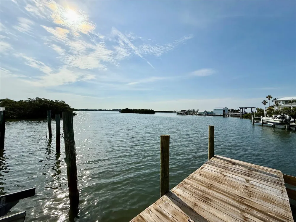 1257 TREE BAY LANE Sarasota, FL 34242