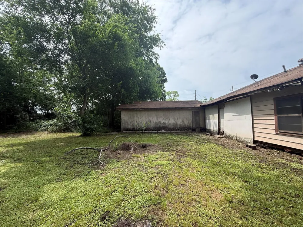 15818 Waverly Drive Houston, TX 77032