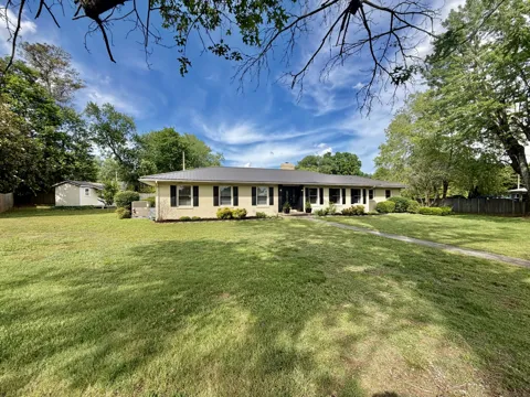 232 Admiral Cir