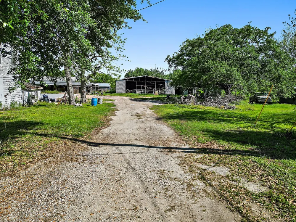 406 Main Street Stowell, TX 77661