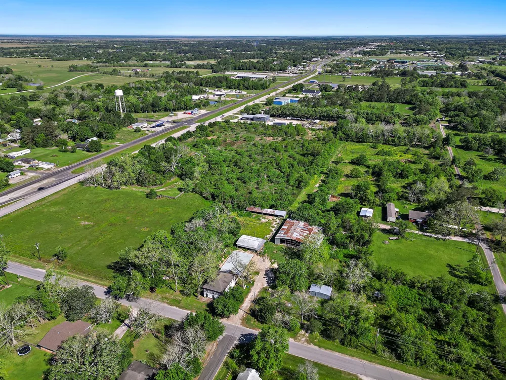 406 Main Street Stowell, TX 77661