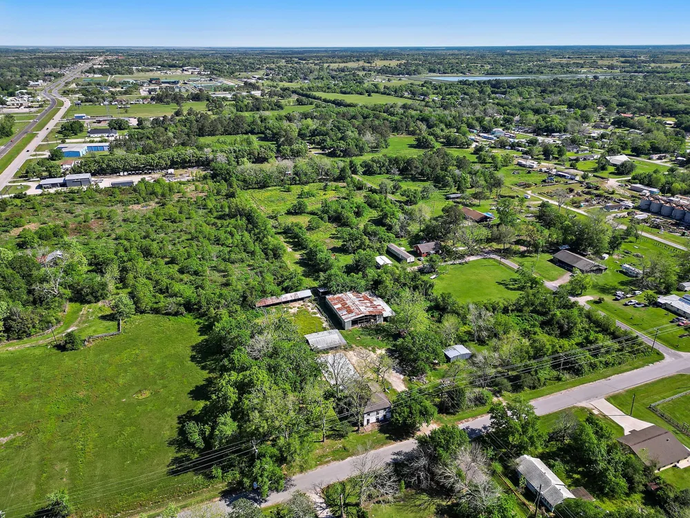 406 Main Street Stowell, TX 77661