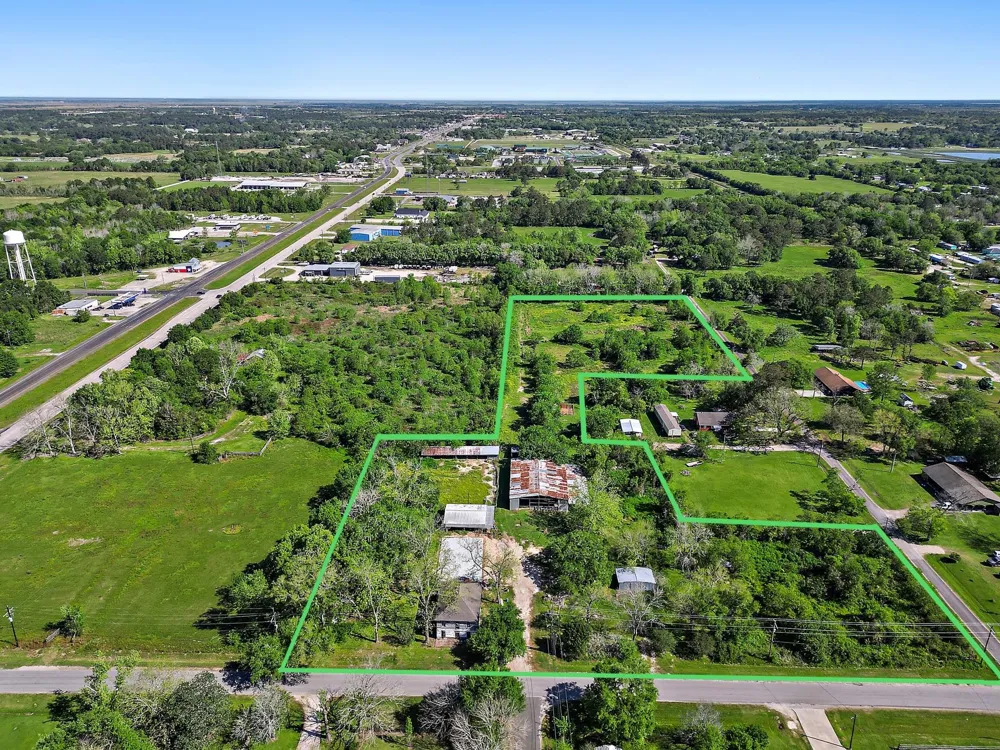 406 Main Street Stowell, TX 77661