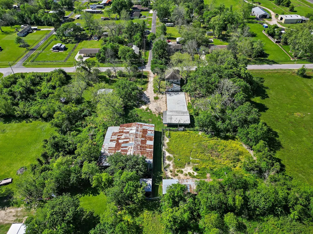 406 Main Street Stowell, TX 77661
