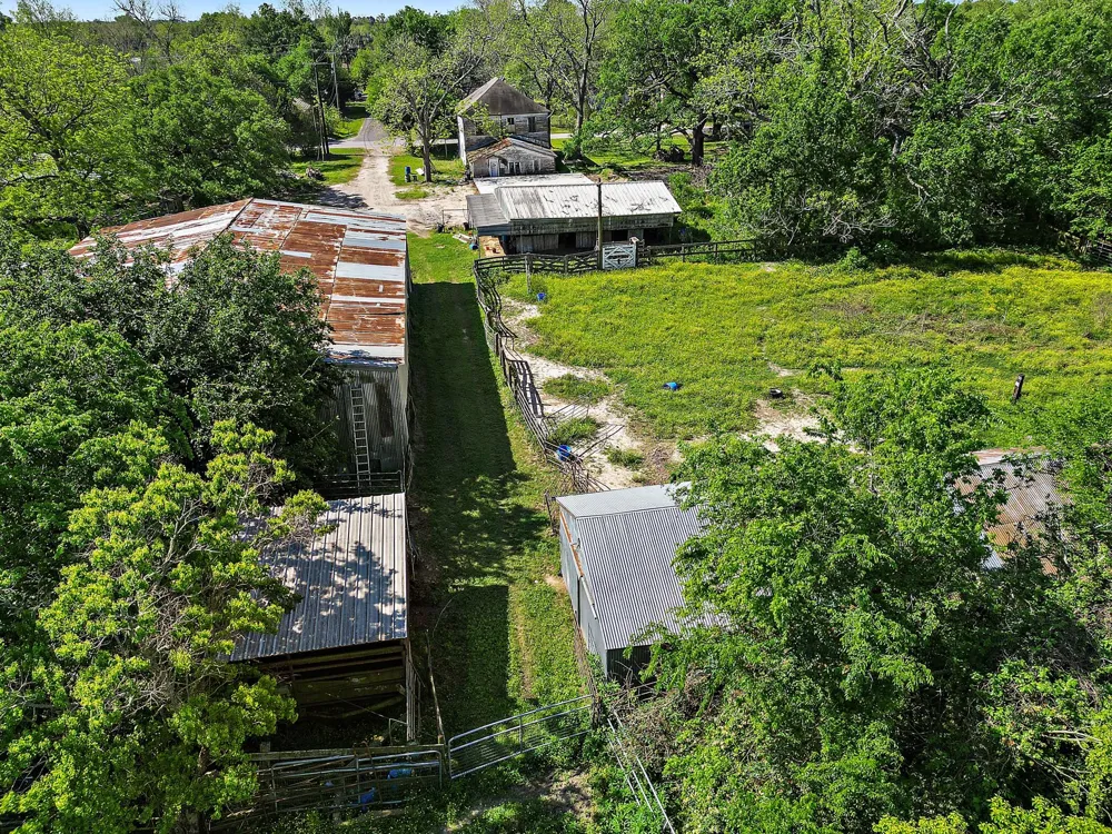 406 Main Street Stowell, TX 77661