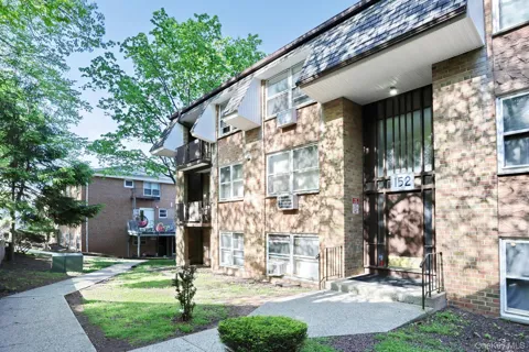 152 Kearsing Parkway #E