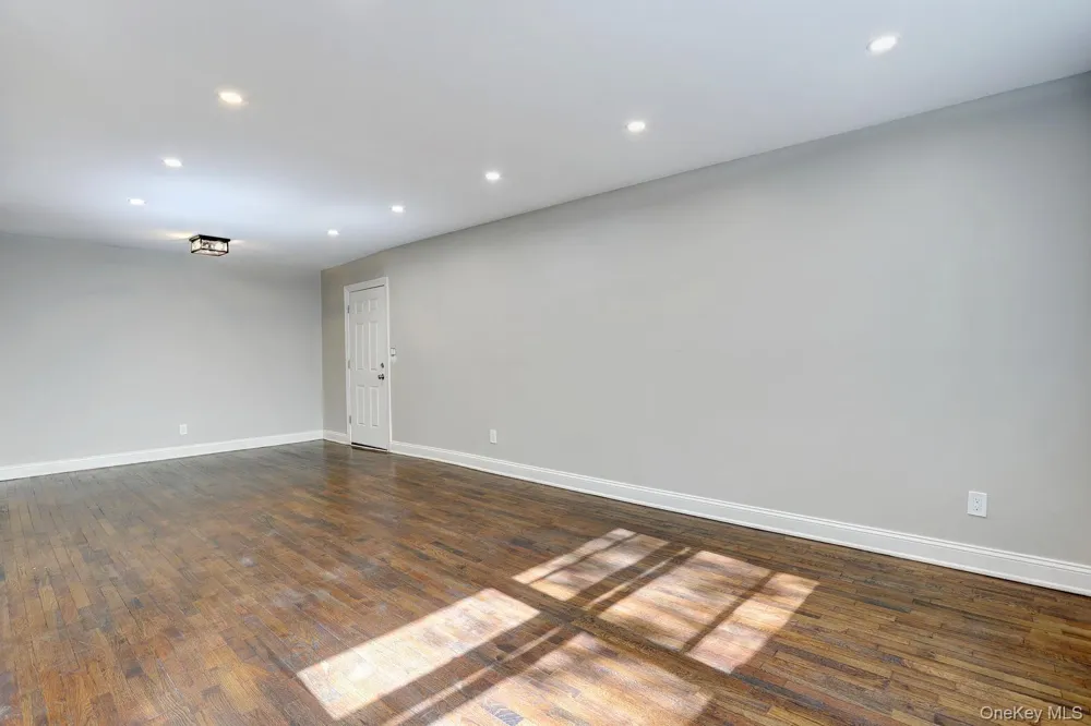 152 Kearsing Parkway #E Monsey, NY 10952