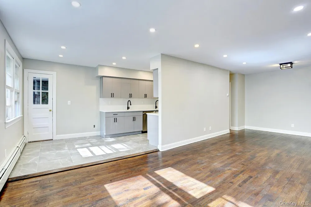 152 Kearsing Parkway #E Monsey, NY 10952