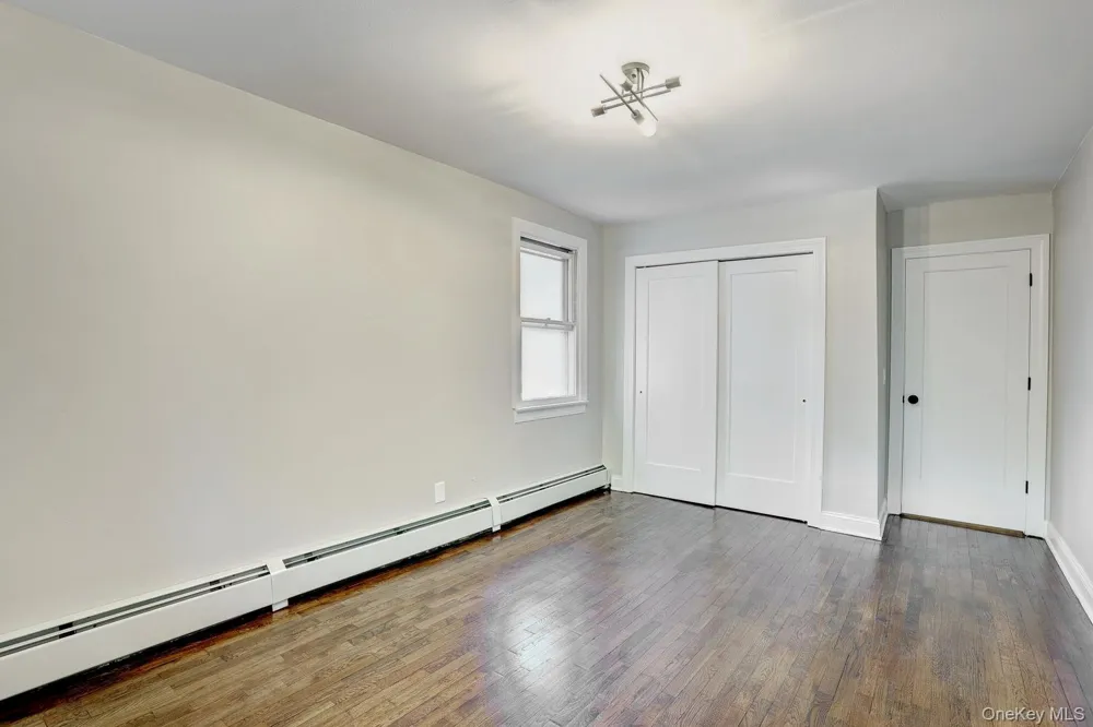 152 Kearsing Parkway #E Monsey, NY 10952