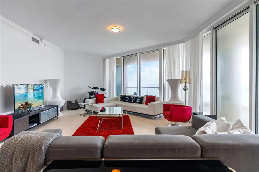 16047 Collins Ave #704 Sunny Isles Beach, FL 33160