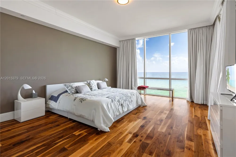 16047 Collins Ave #704 Sunny Isles Beach, FL 33160