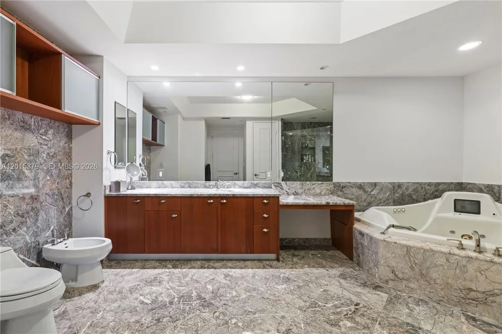 16047 Collins Ave #704 Sunny Isles Beach, FL 33160
