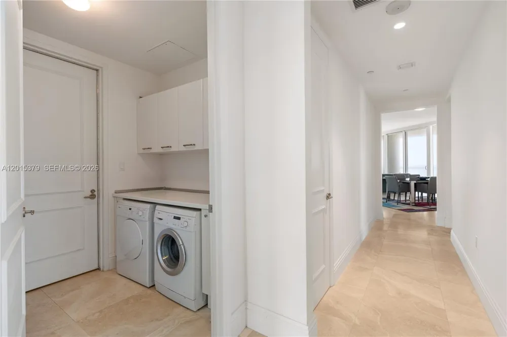 16047 Collins Ave #704 Sunny Isles Beach, FL 33160