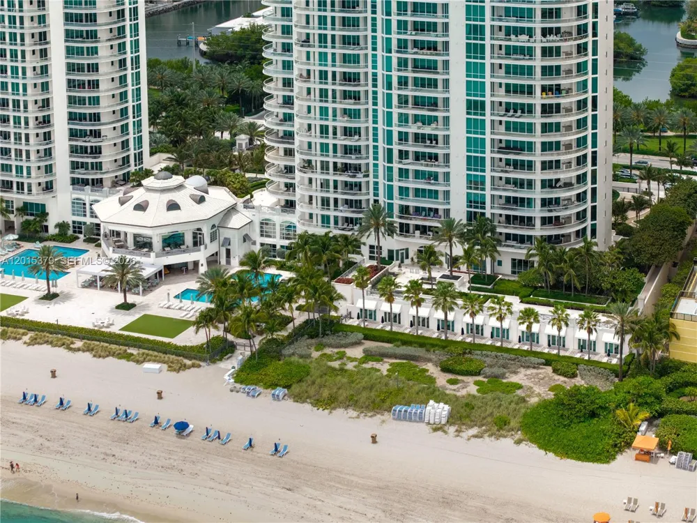 16047 Collins Ave #704 Sunny Isles Beach, FL 33160