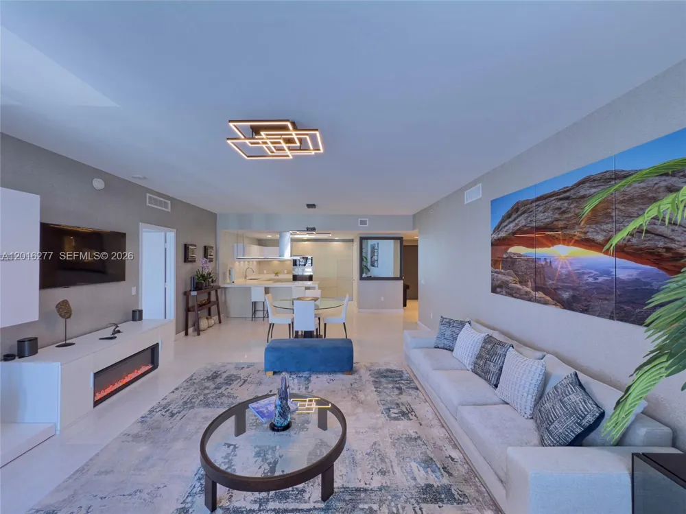 17111 Biscayne Blvd #1705 North Miami Beach, FL 33160