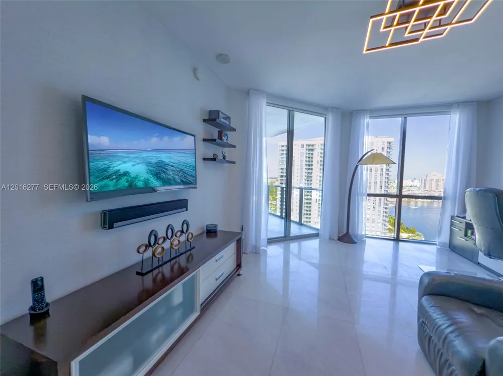 17111 Biscayne Blvd #1705 North Miami Beach, FL 33160