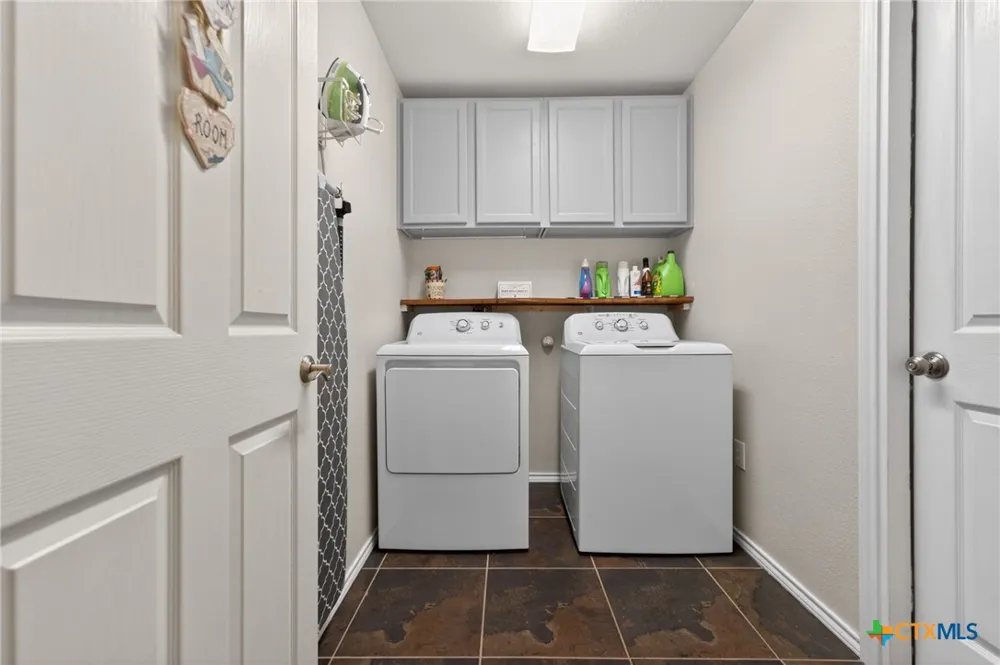 317 Yorktown Pleasanton, TX 78064