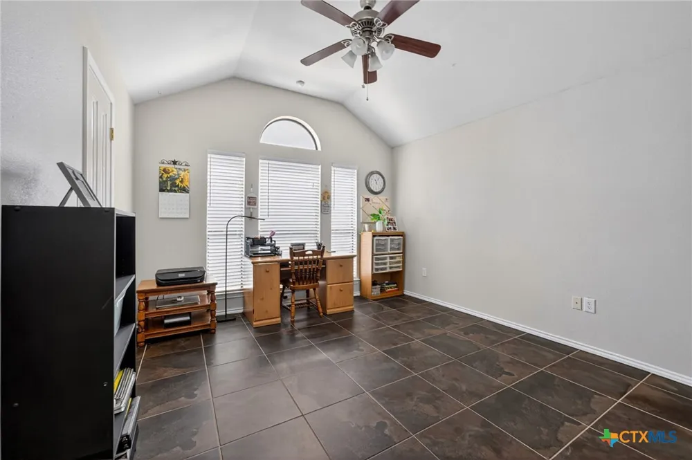 317 Yorktown Pleasanton, TX 78064