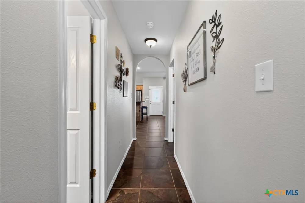 317 Yorktown Pleasanton, TX 78064