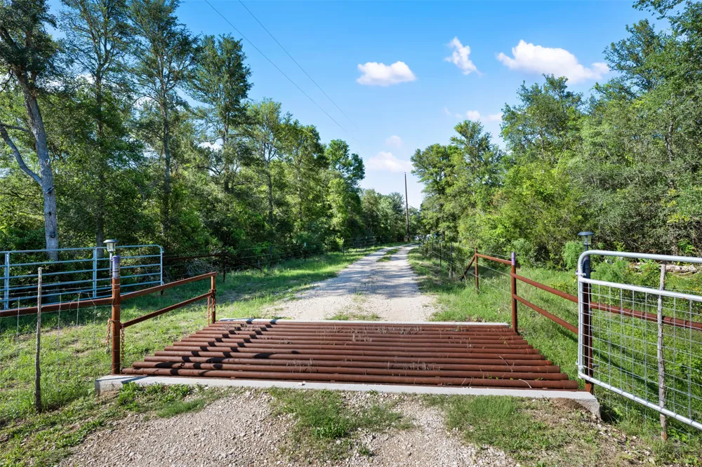 FM 535 Red Rock, TX 78662