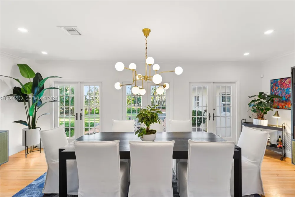 600 San Lorenzo Ave Coral Gables, FL 33146