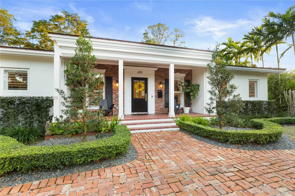 600 San Lorenzo Ave Coral Gables, FL 33146