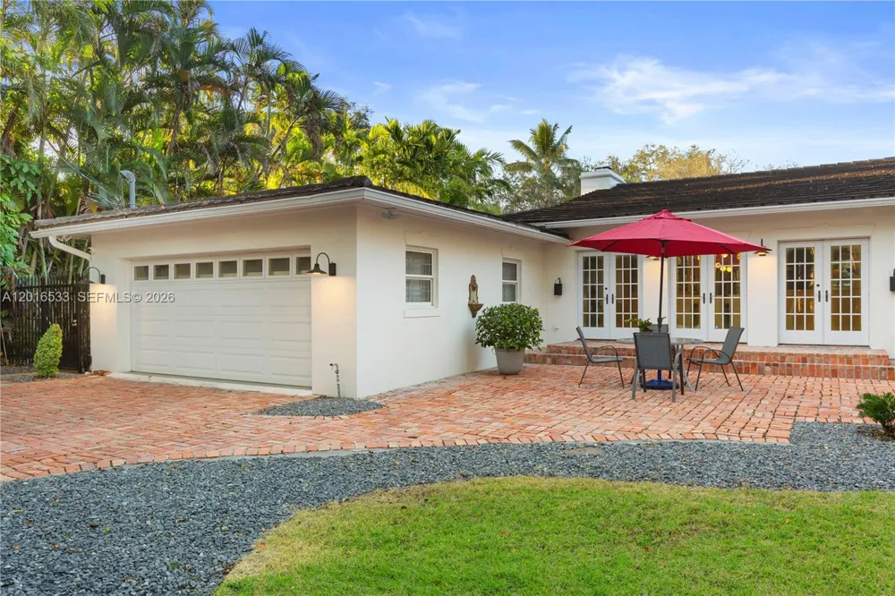 600 San Lorenzo Ave Coral Gables, FL 33146