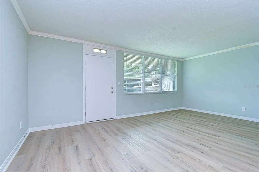 4720 LOCUST STREET NE #118 St Petersburg, FL 33703