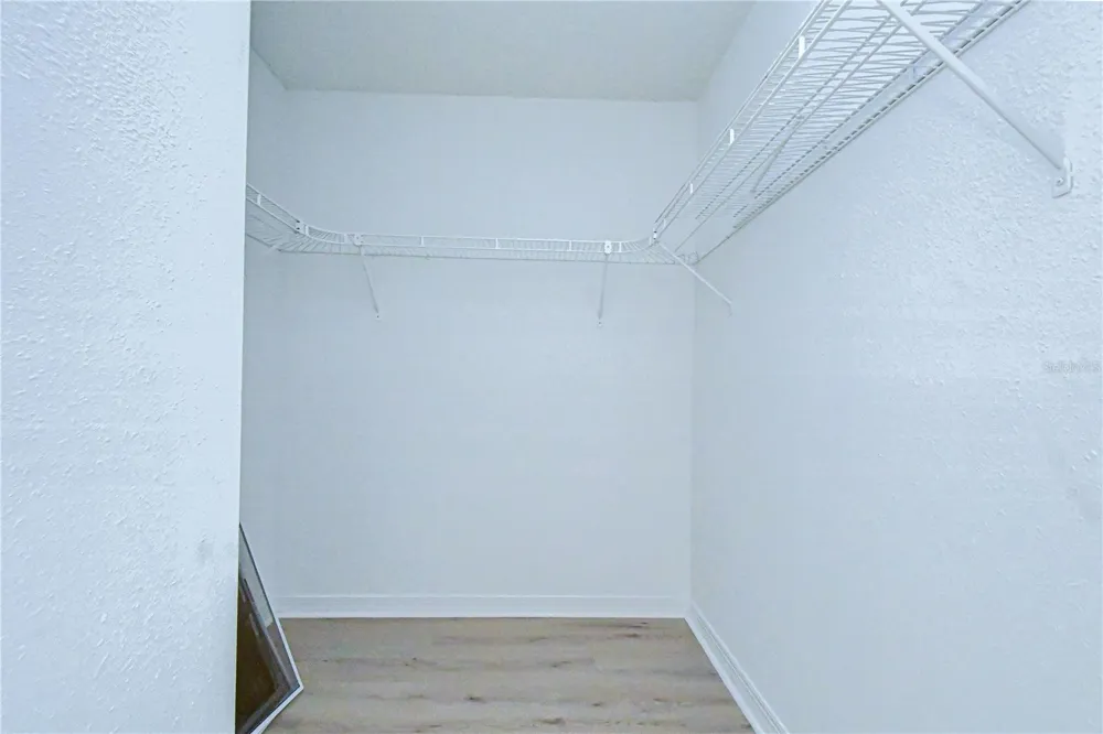 4720 LOCUST STREET NE #118 St Petersburg, FL 33703
