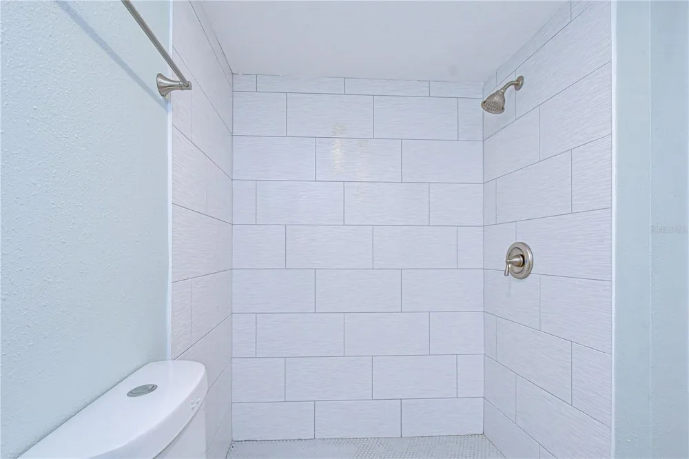 4720 LOCUST STREET NE #118 St Petersburg, FL 33703