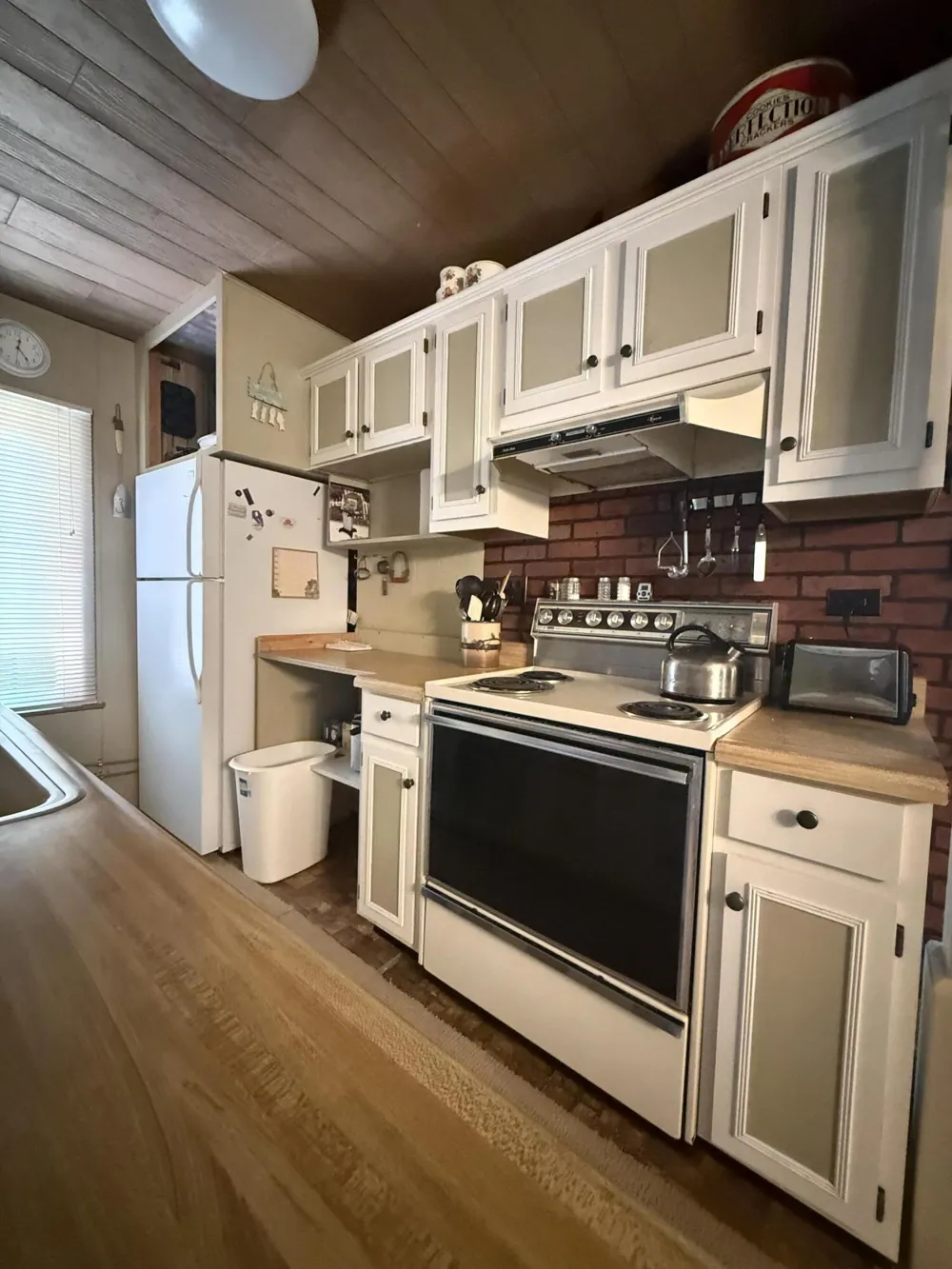 11272 S L Lakes Bridge Street Pleasant Plains Township, MI 49304