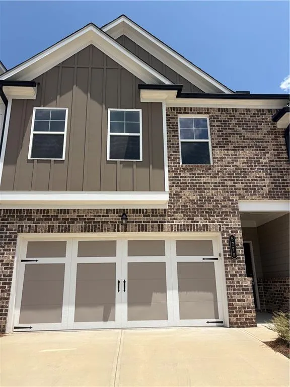 5278 Fox Den Road Oakwood, GA 30566