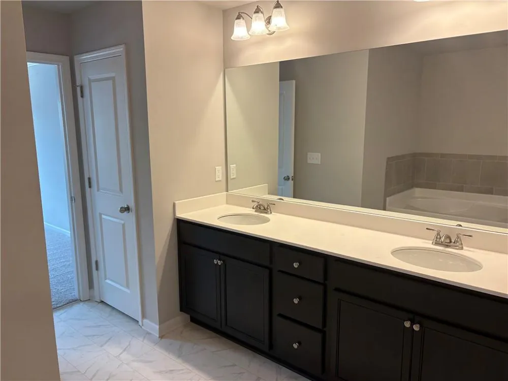 5278 Fox Den Road Oakwood, GA 30566