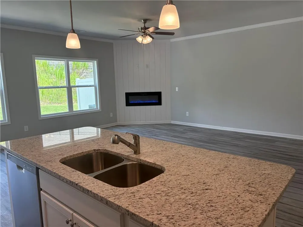 5278 Fox Den Road Oakwood, GA 30566