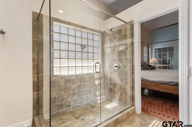 3522 S Island Drive Chandler, TX 75758