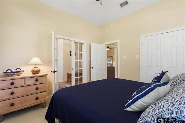 3522 S Island Drive Chandler, TX 75758