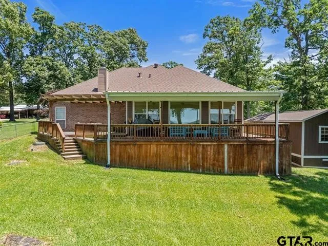 3522 S Island Drive Chandler, TX 75758
