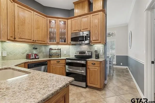 3522 S Island Drive Chandler, TX 75758