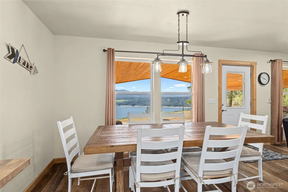 6523 Camp Naborlee Road Fruitland, WA 99129