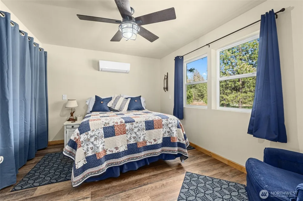 6523 Camp Naborlee Road Fruitland, WA 99129