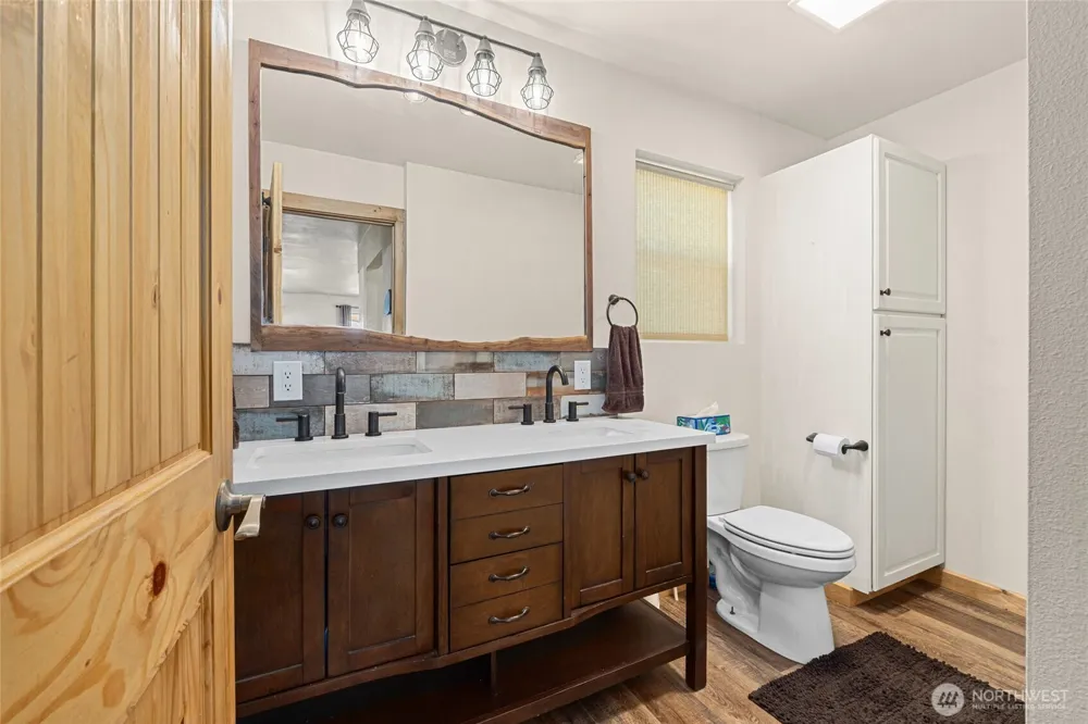 6523 Camp Naborlee Road Fruitland, WA 99129