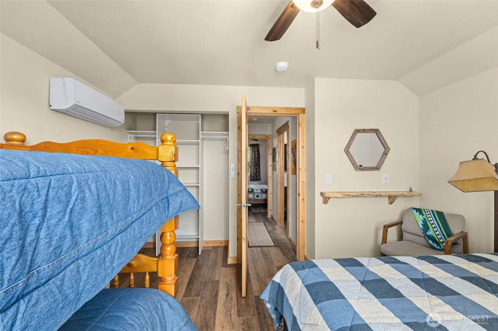 6523 Camp Naborlee Road Fruitland, WA 99129